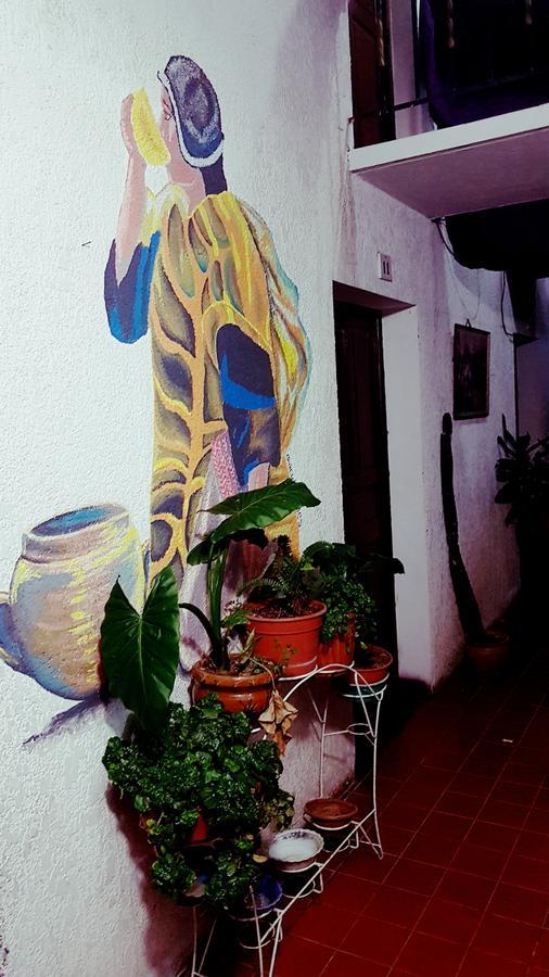 Casa Residencial Maya Inn Hostel Sucre Exterior photo